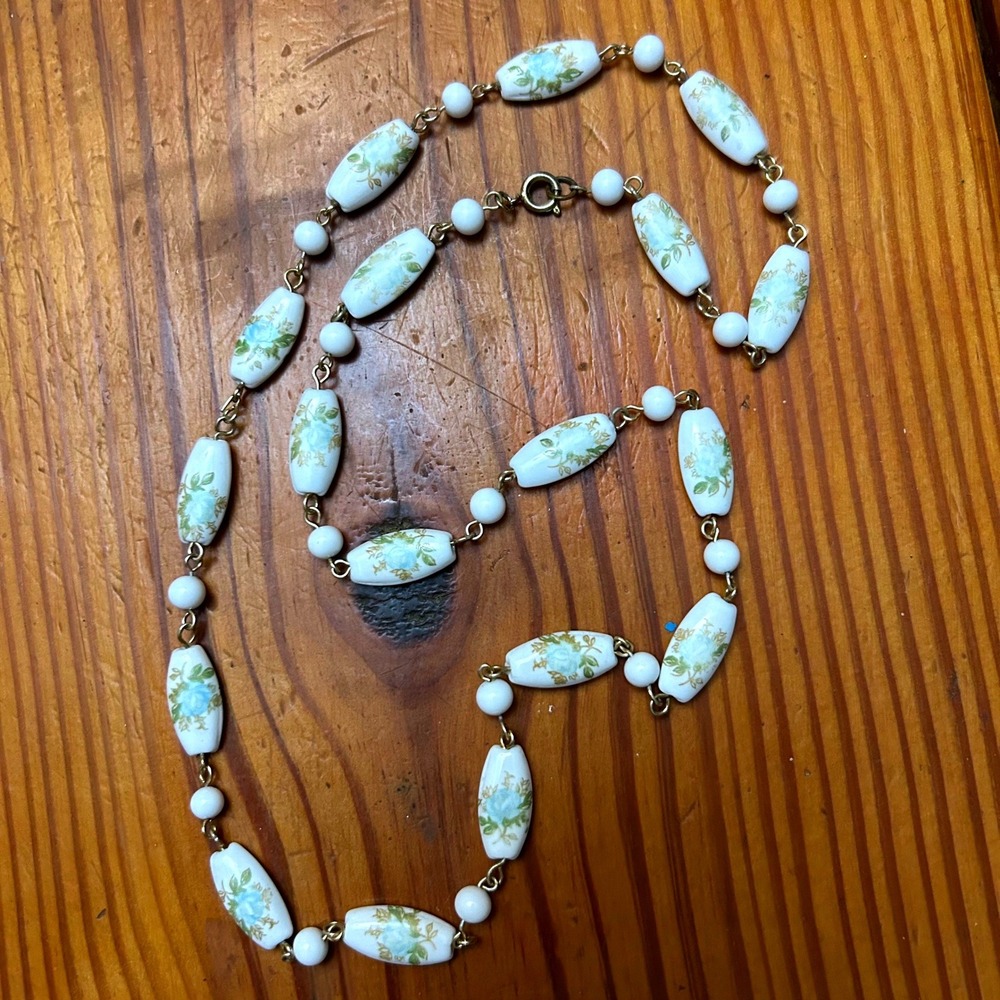 Vintage Milk Glass Floral Rose Bead Necklace White Blue Gold Tone 24 Inch